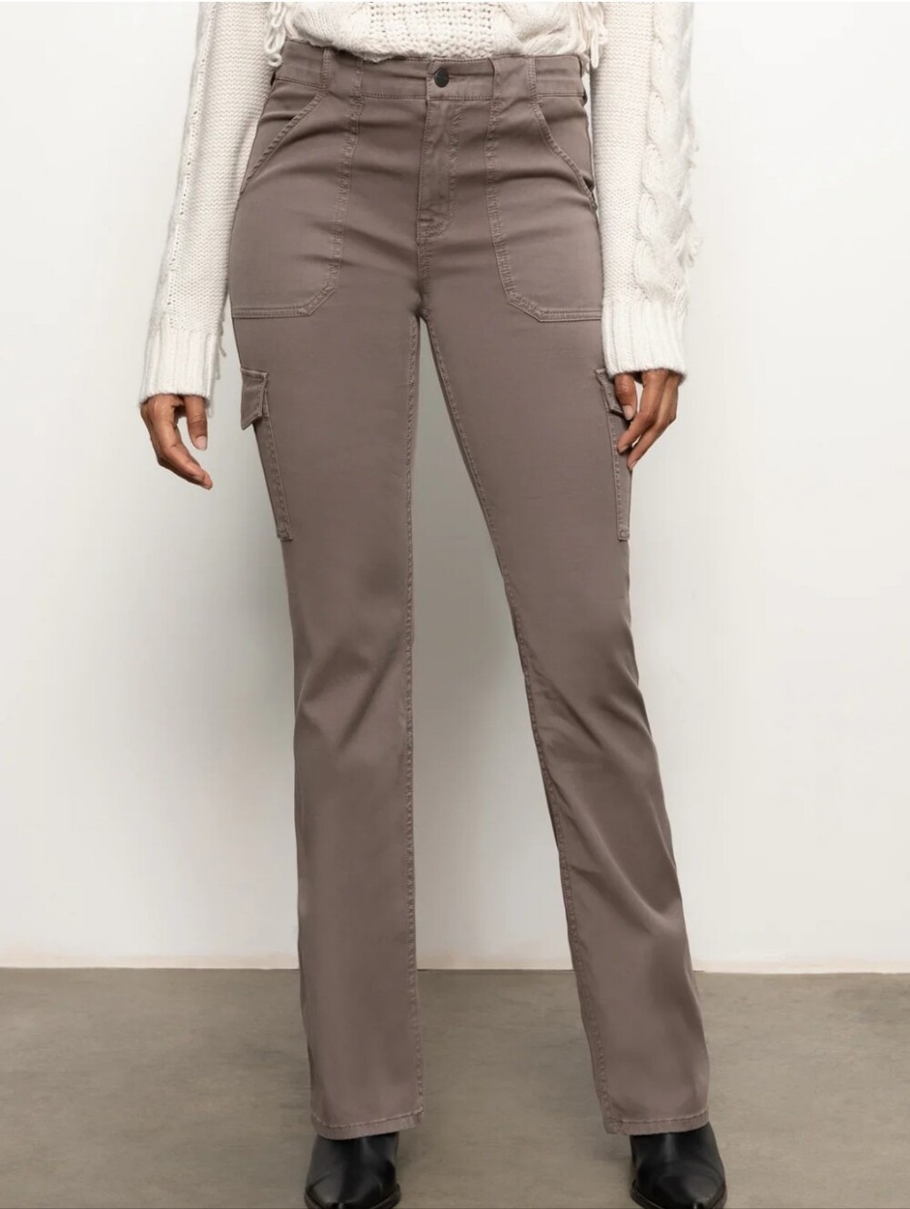 Sanctuary Sculpted Hayden Bootcut Cargo Pants, Like New. Size 25.